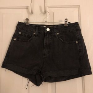 Garage Mom Short - Size 7